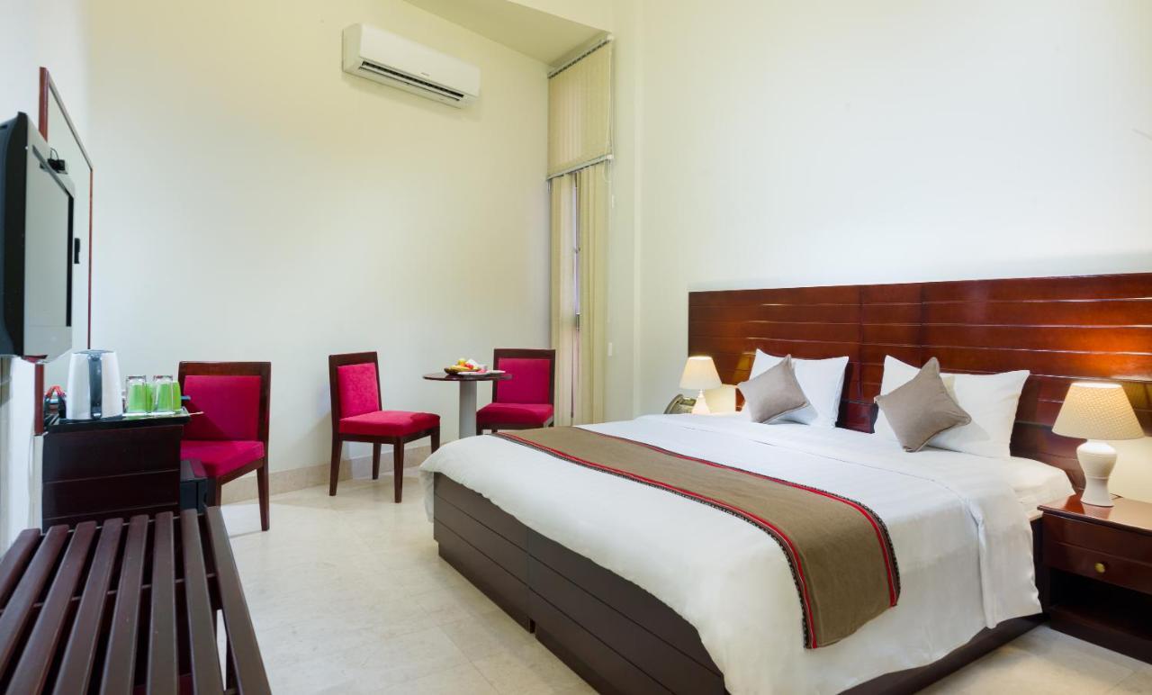 ราส อัล ญินซ์ เทอร์เทิ้ล รีเสิร์ฟ Hotel Al Hadd ภายนอก รูปภาพ