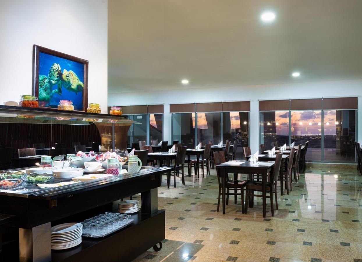 ราส อัล ญินซ์ เทอร์เทิ้ล รีเสิร์ฟ Hotel Al Hadd ภายนอก รูปภาพ